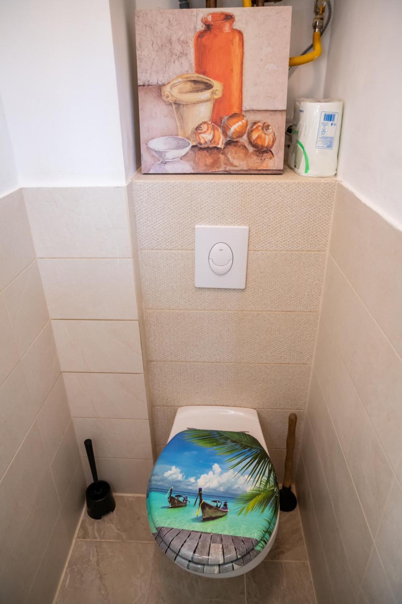 Winestone Corner Apartment Debrecen Buitenkant foto